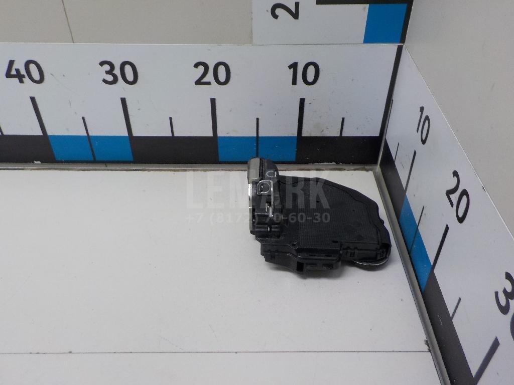 Замок двери задней правой