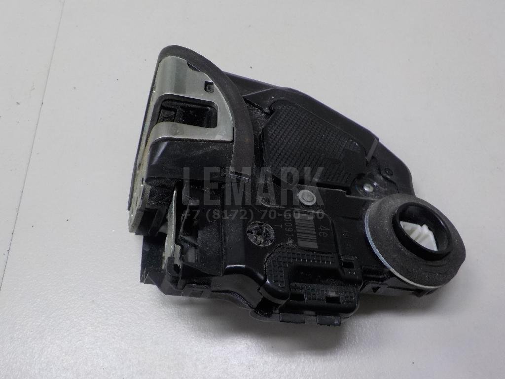 Замок двери задней левой