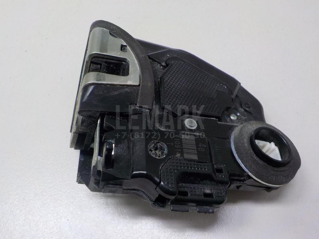 Замок двери задней левой