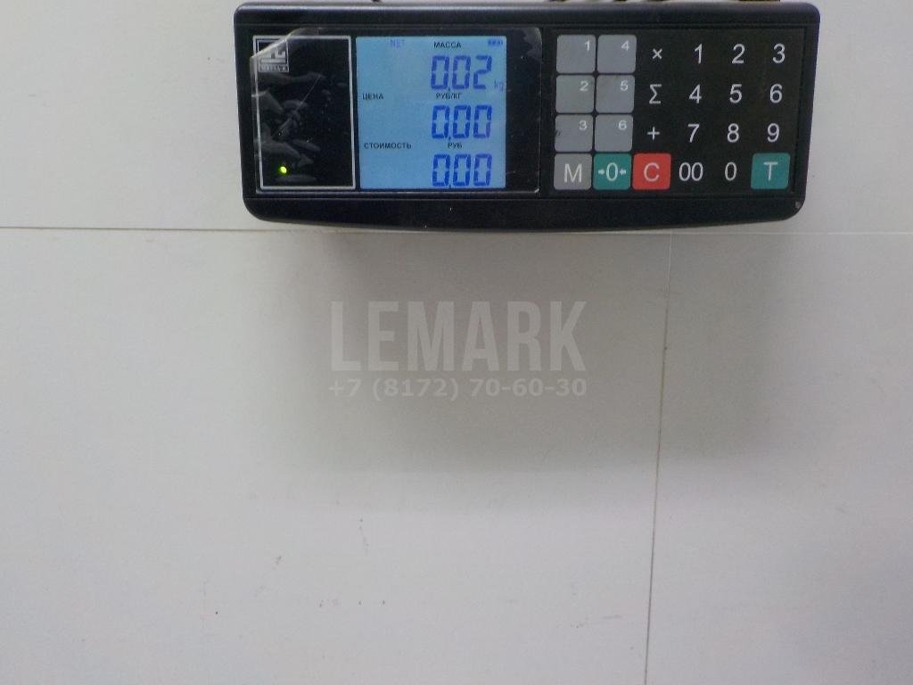 Кнопка открывания багажника