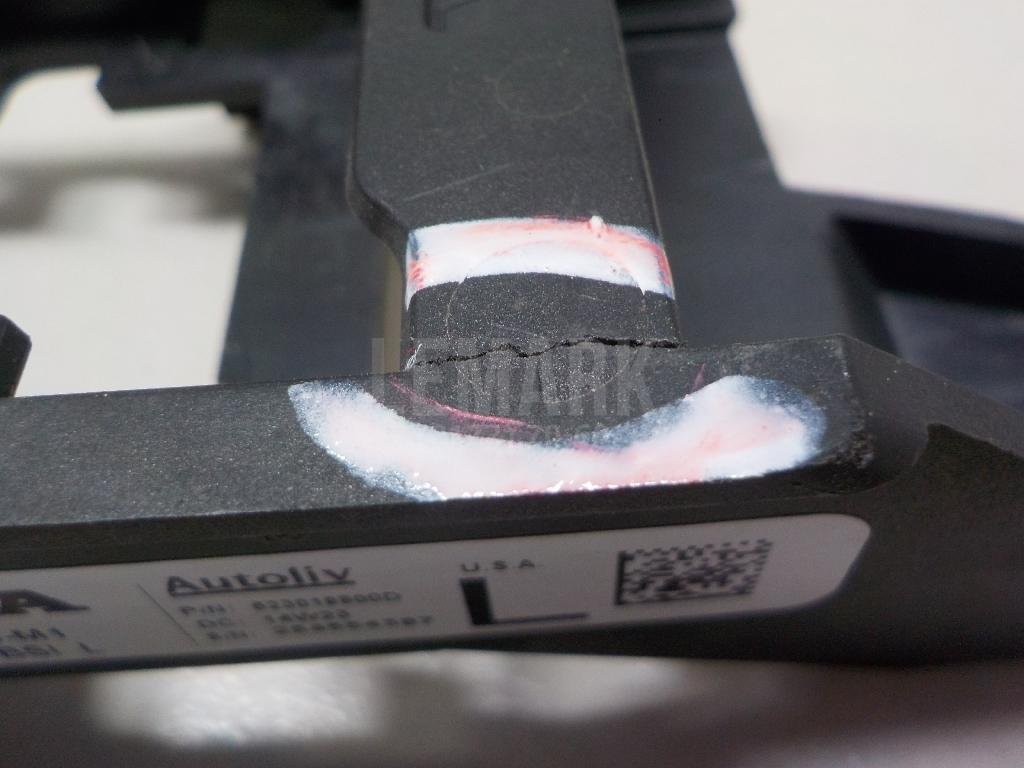 Кронштейн (сопут. товар)