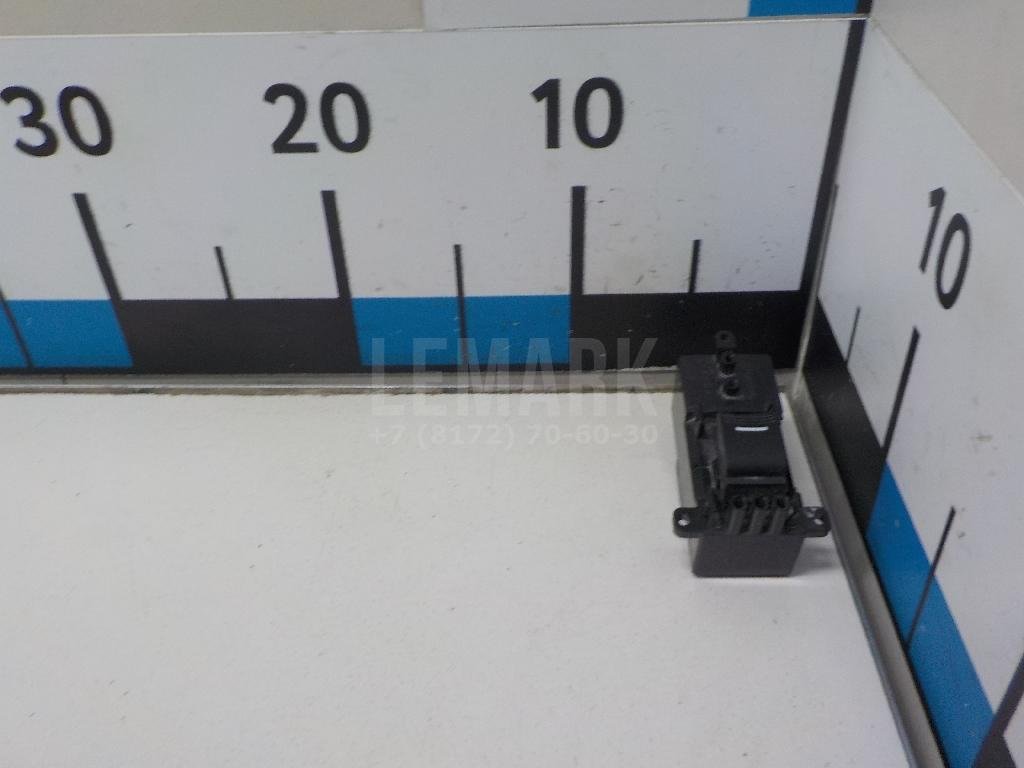 Кнопка стеклоподъемника