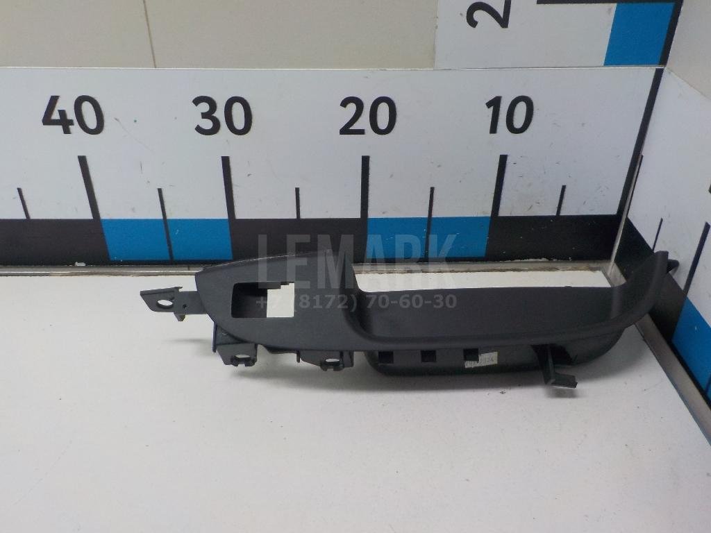 Накладка блока управления стеклоподъемниками