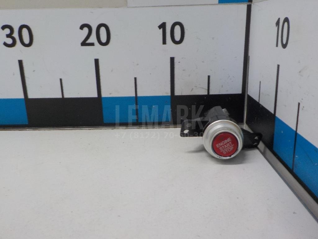 Кнопка запуска двигателя