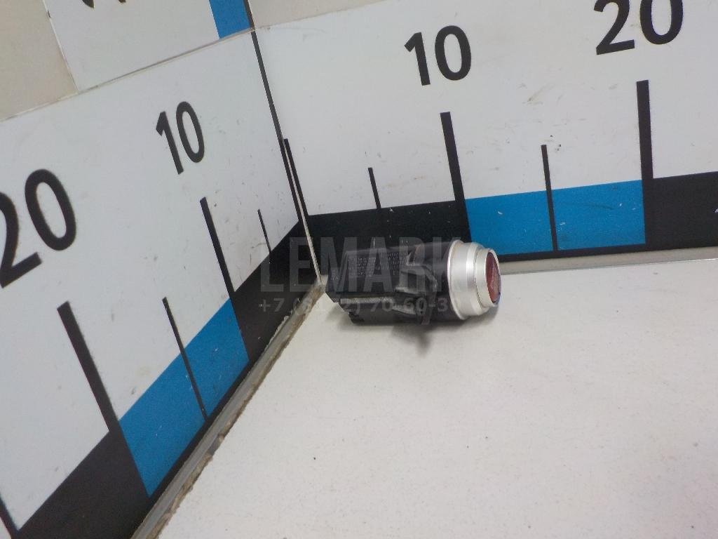 Кнопка запуска двигателя