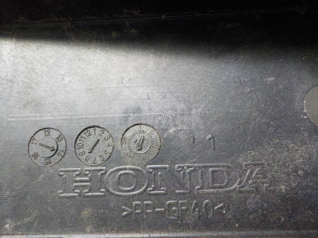 Крепление АКБ (корпус/подставка)