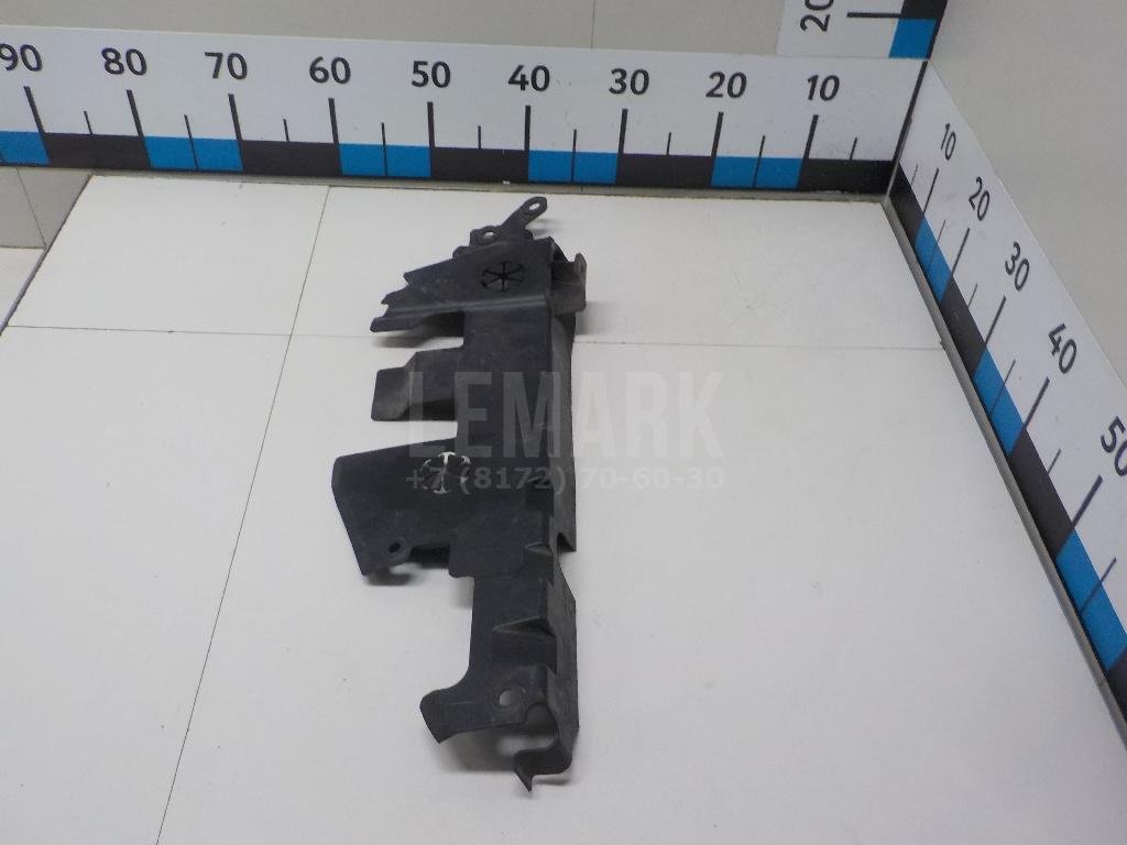 Воздуховод радиатора правый