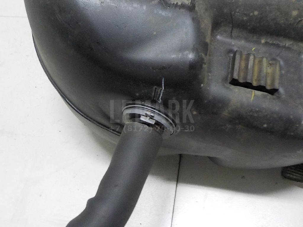 Бак топливный