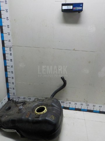 Бак топливный