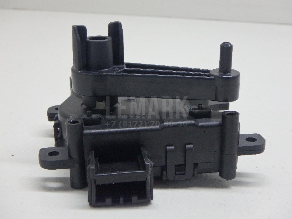 Моторчик заслонки отопителя