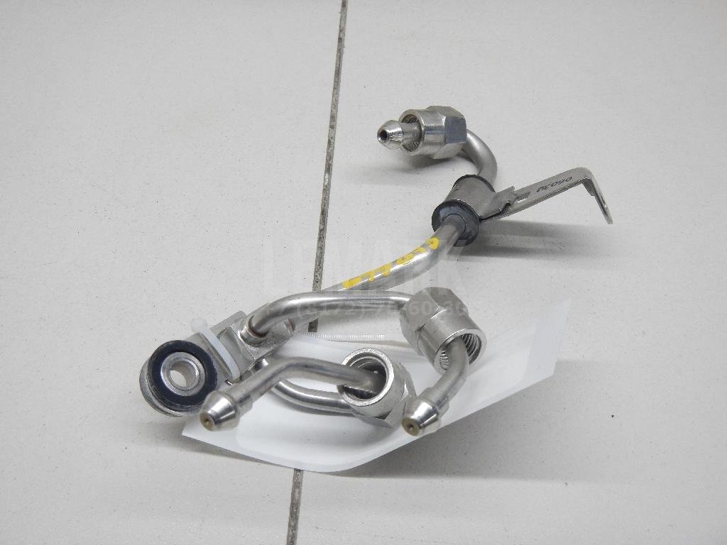 Трубка топливная