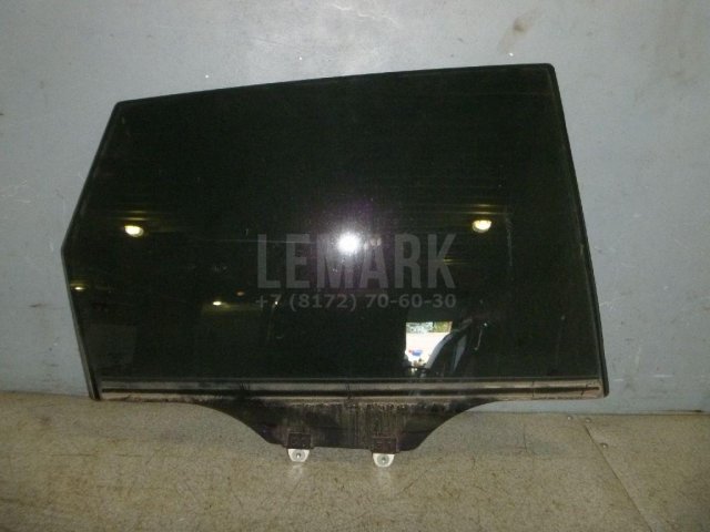 Стекло двери задней правой