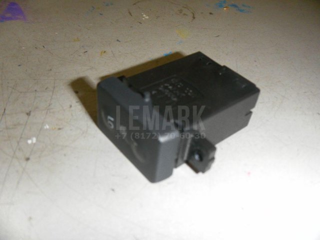 Кнопка обогрева сидений