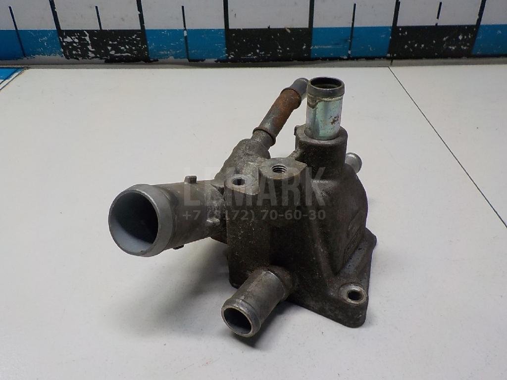 Фланец двигателя системы охлаждения