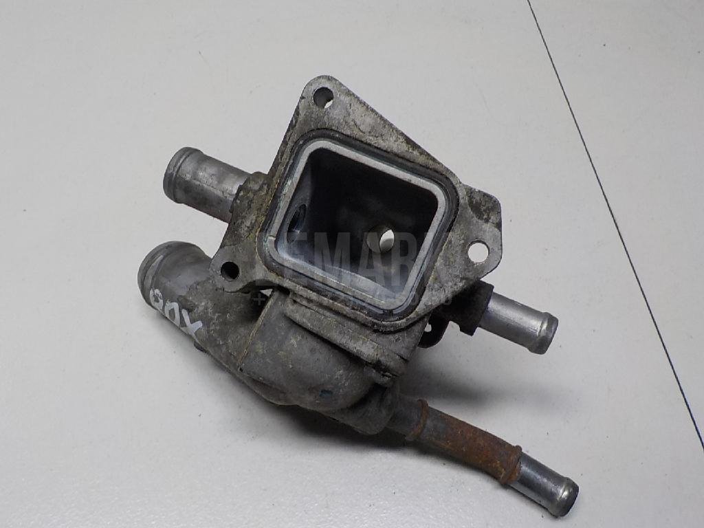 Фланец двигателя системы охлаждения