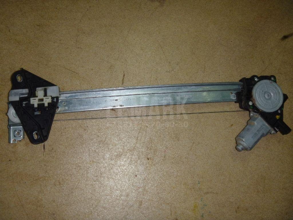 Стеклоподъемник электр. задний левый