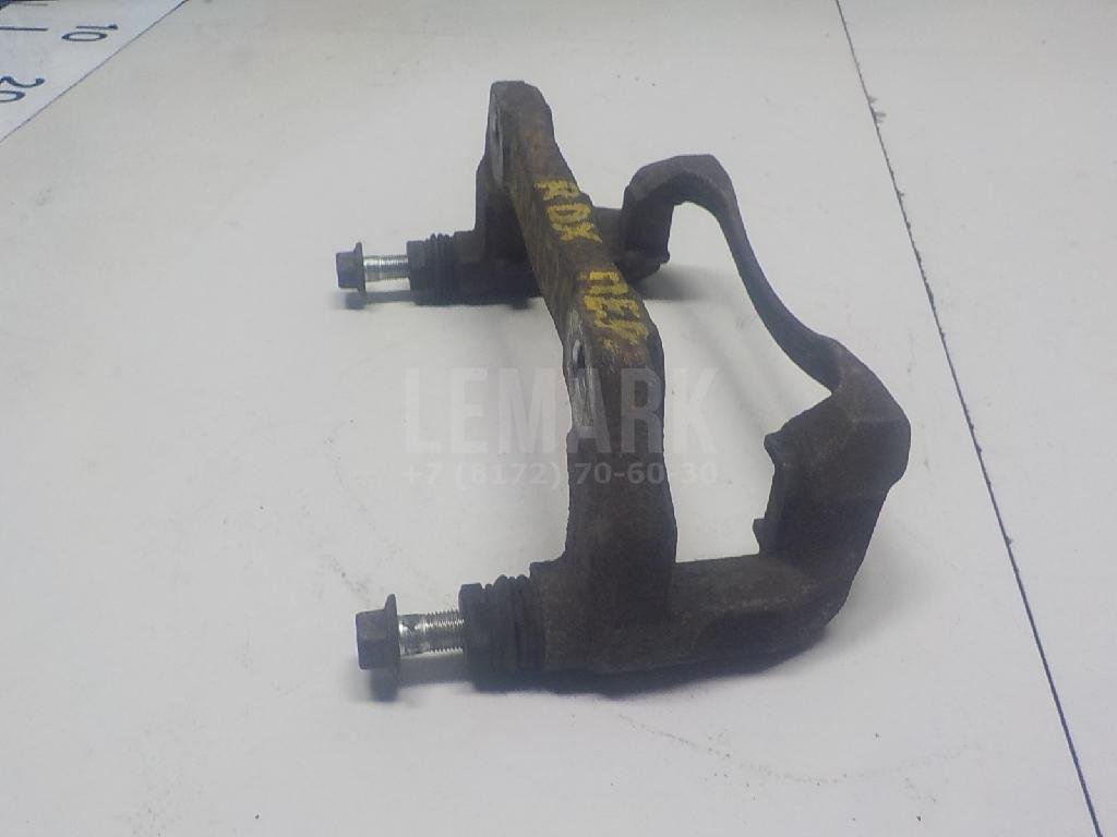 Скоба суппорта переднего