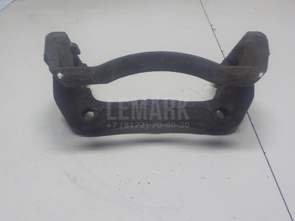 Скоба суппорта переднего