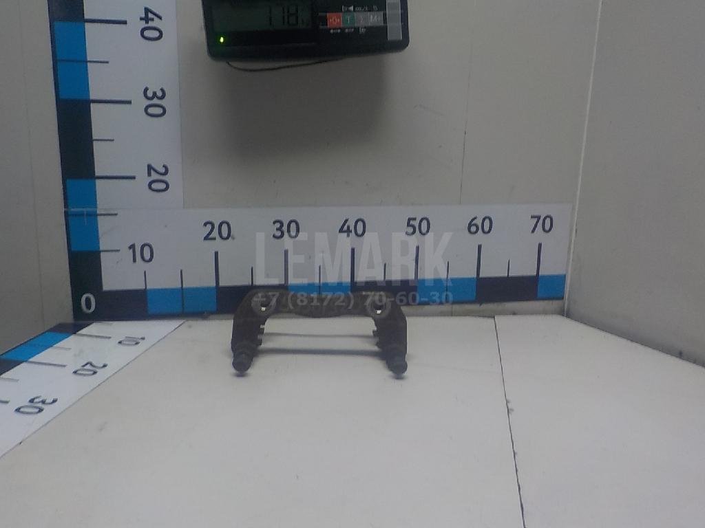 Скоба суппорта переднего