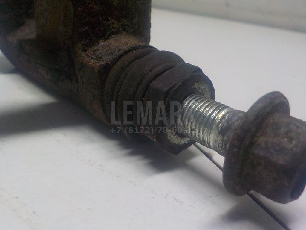 Скоба суппорта переднего