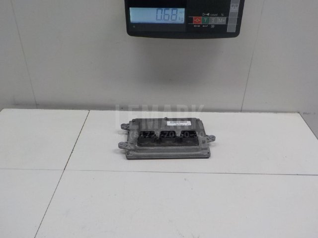 Блок управления двигателем