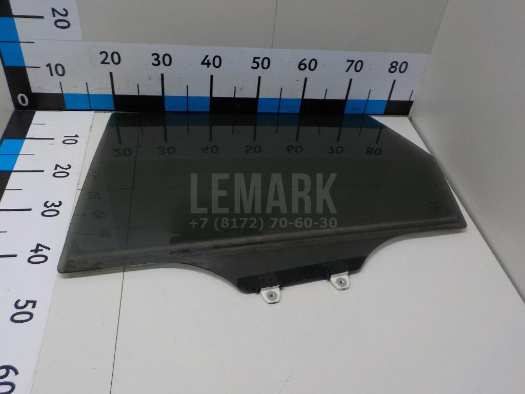 Стекло двери задней левой