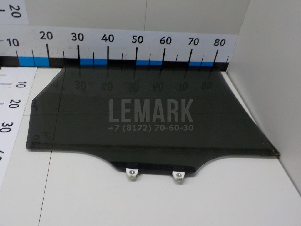 Стекло двери задней левой