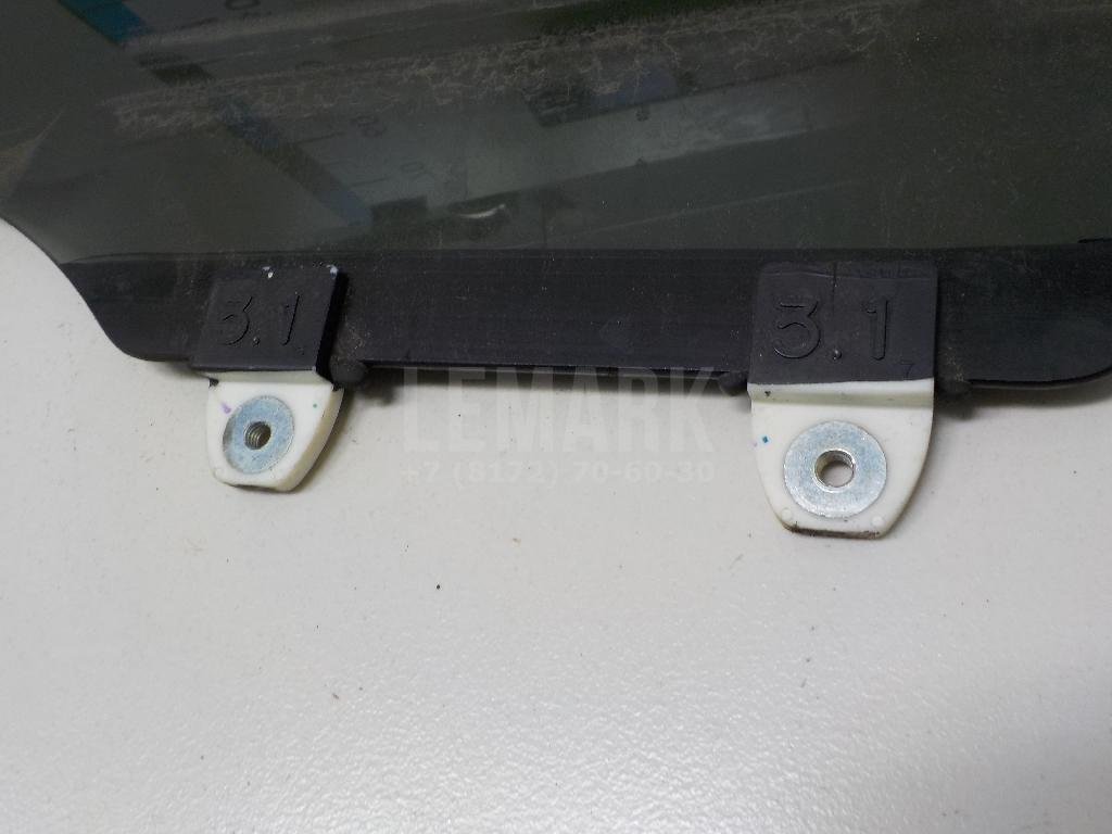 Стекло двери задней правой