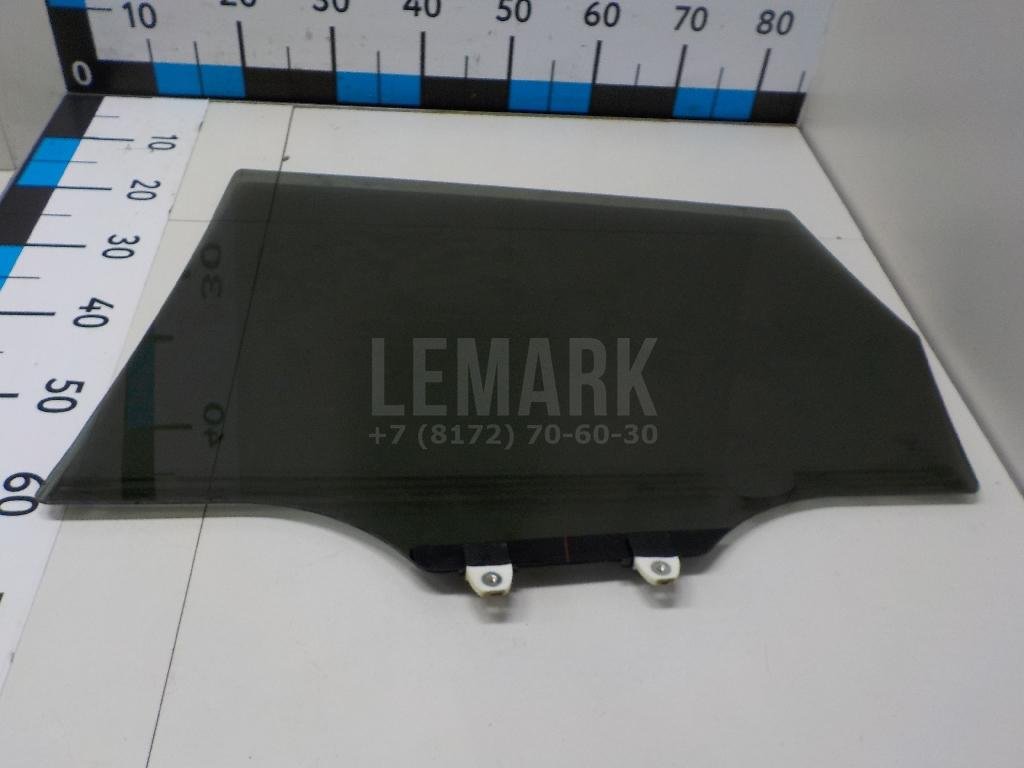 Стекло двери задней правой