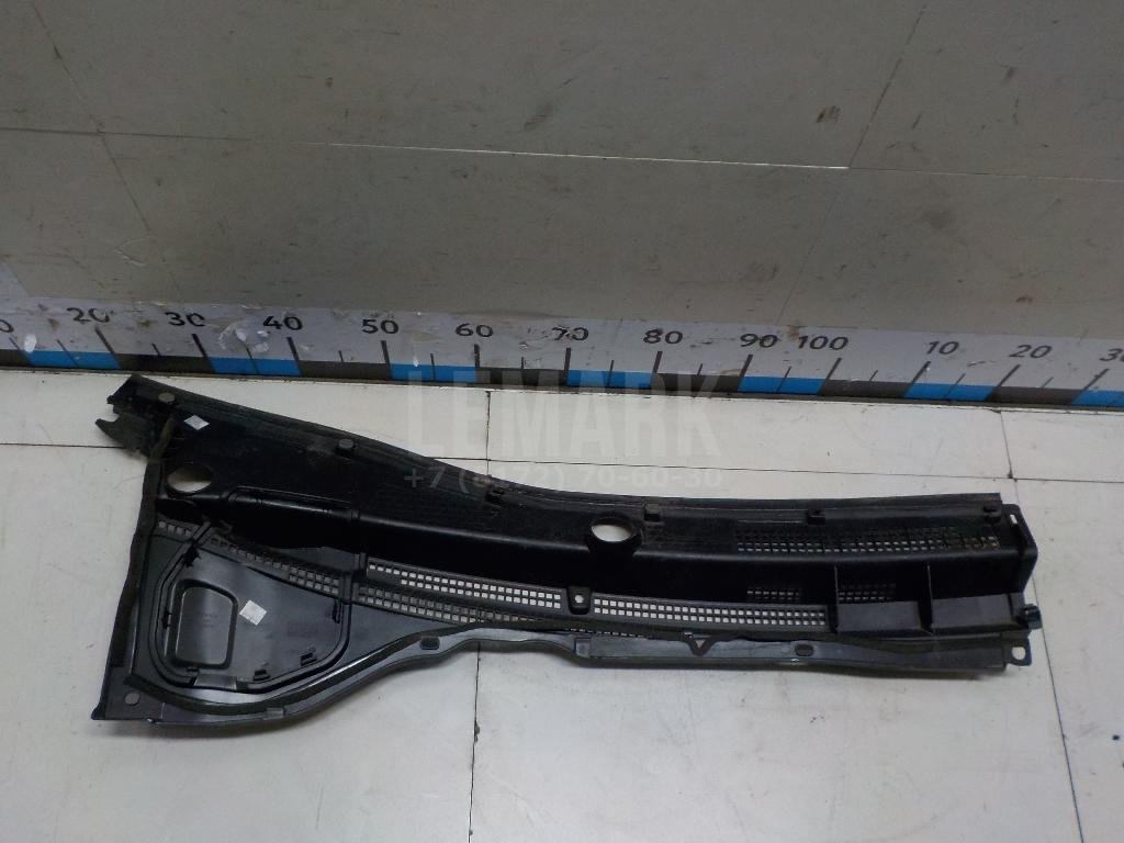 Решетка стеклооч. (планка под лобовое стекло)