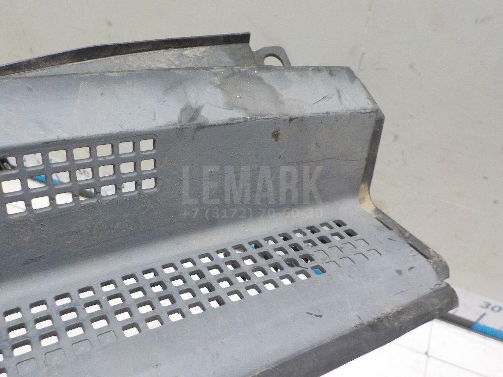 Решетка стеклооч. (планка под лобовое стекло)