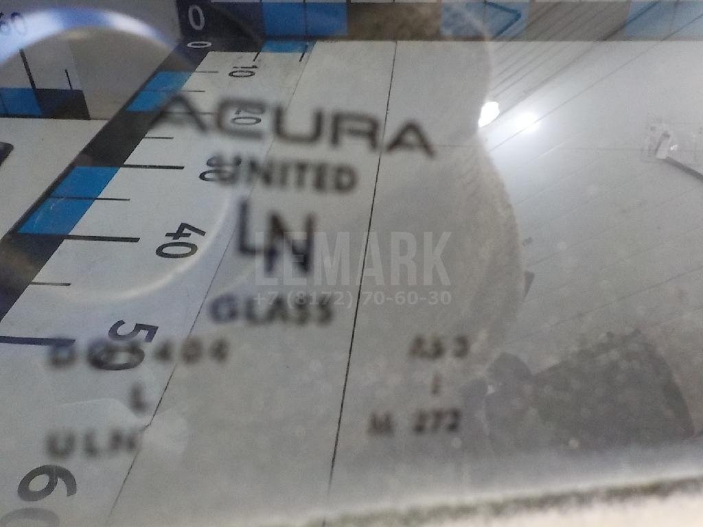 Стекло двери задней правой