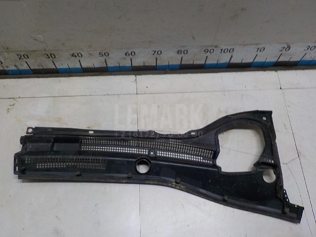 Решетка стеклооч. (планка под лобовое стекло)