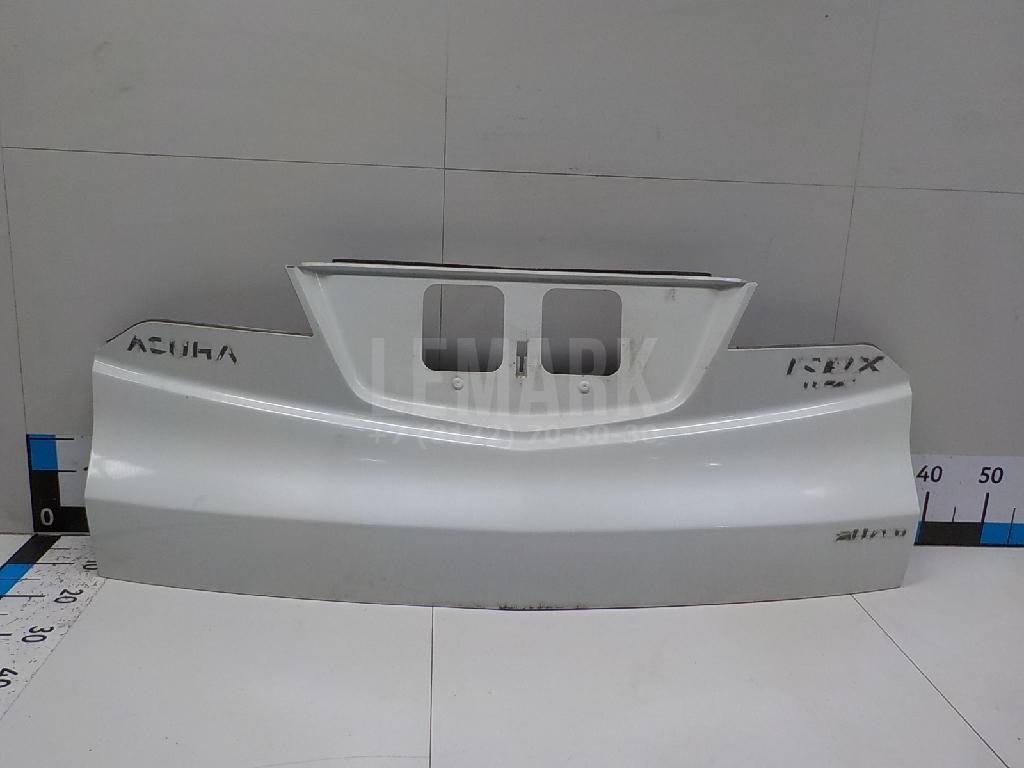 Накладка двери багажника