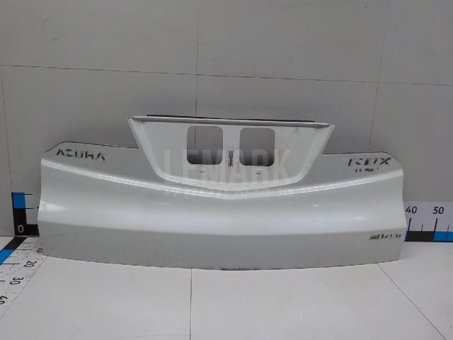 Накладка двери багажника