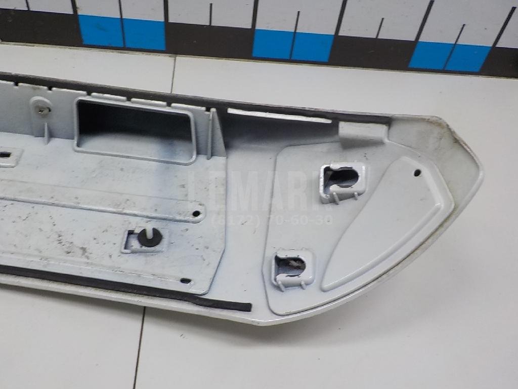 Спойлер (дефлектор) багажника