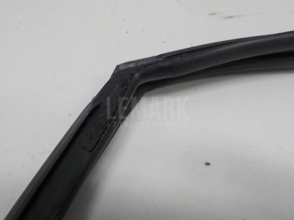 Уплотнитель стекла двери