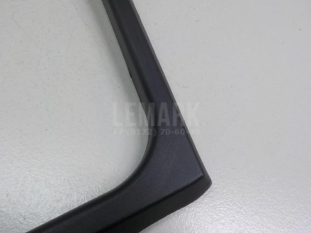 Накладка двери задней левой