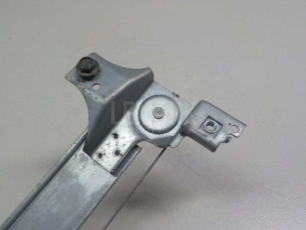 Стеклоподъемник электр. задний левый