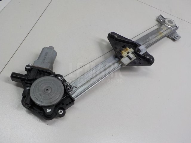 Стеклоподъемник электр. задний левый