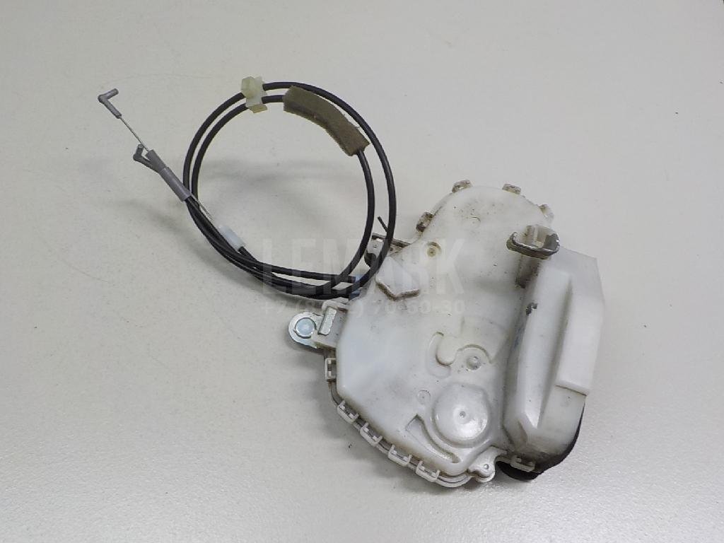 Замок двери задней правой