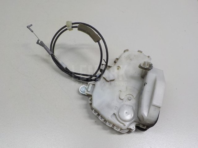 Замок двери задней правой