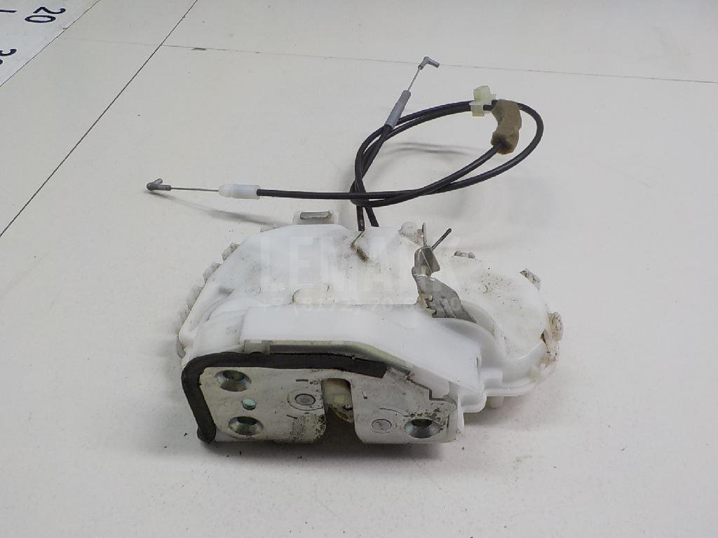 Замок двери задней правой