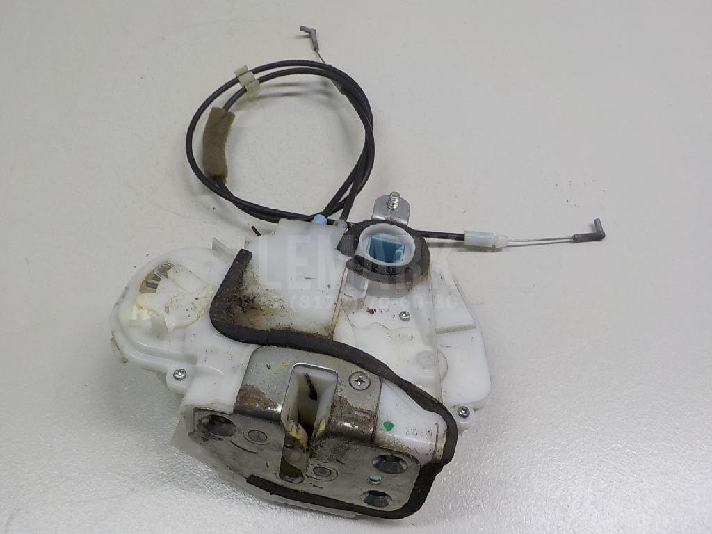 Замок двери задней правой