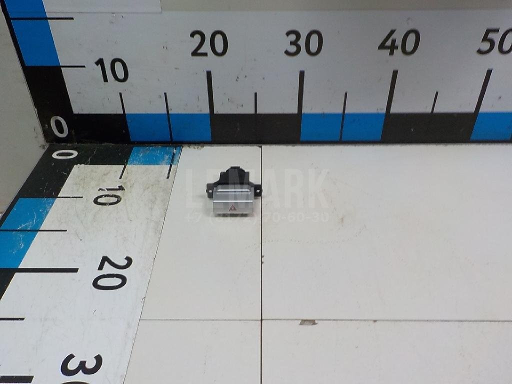 Кнопка аварийной сигнализации