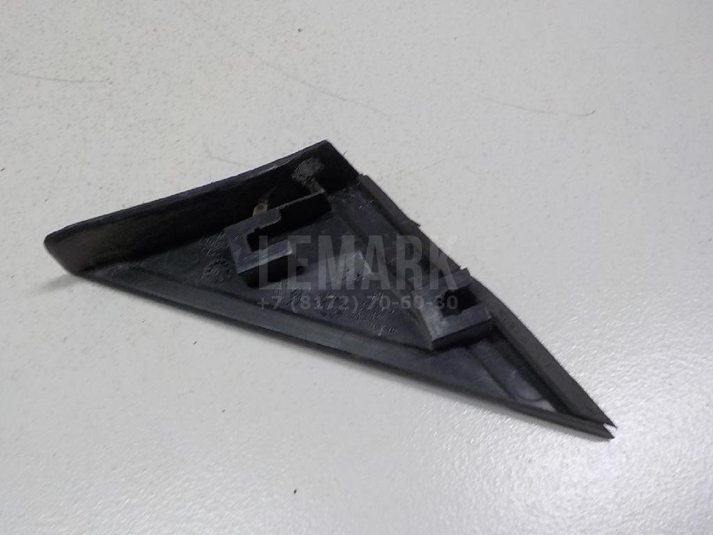 Накладка двери передней правой