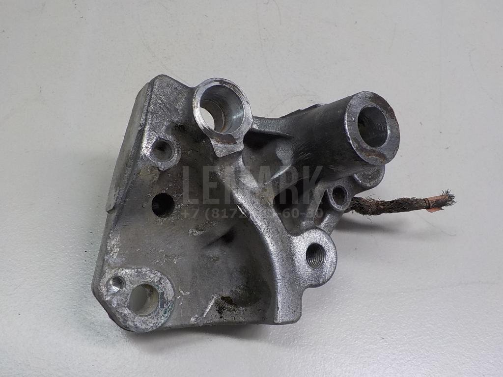 Кронштейн опоры КПП для  Audi A2 [8Z0] 2000-2005