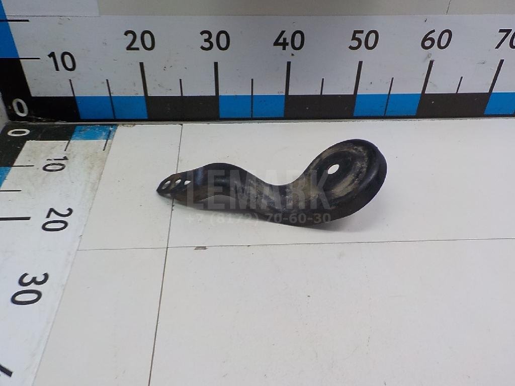 Кронштейн задней балки