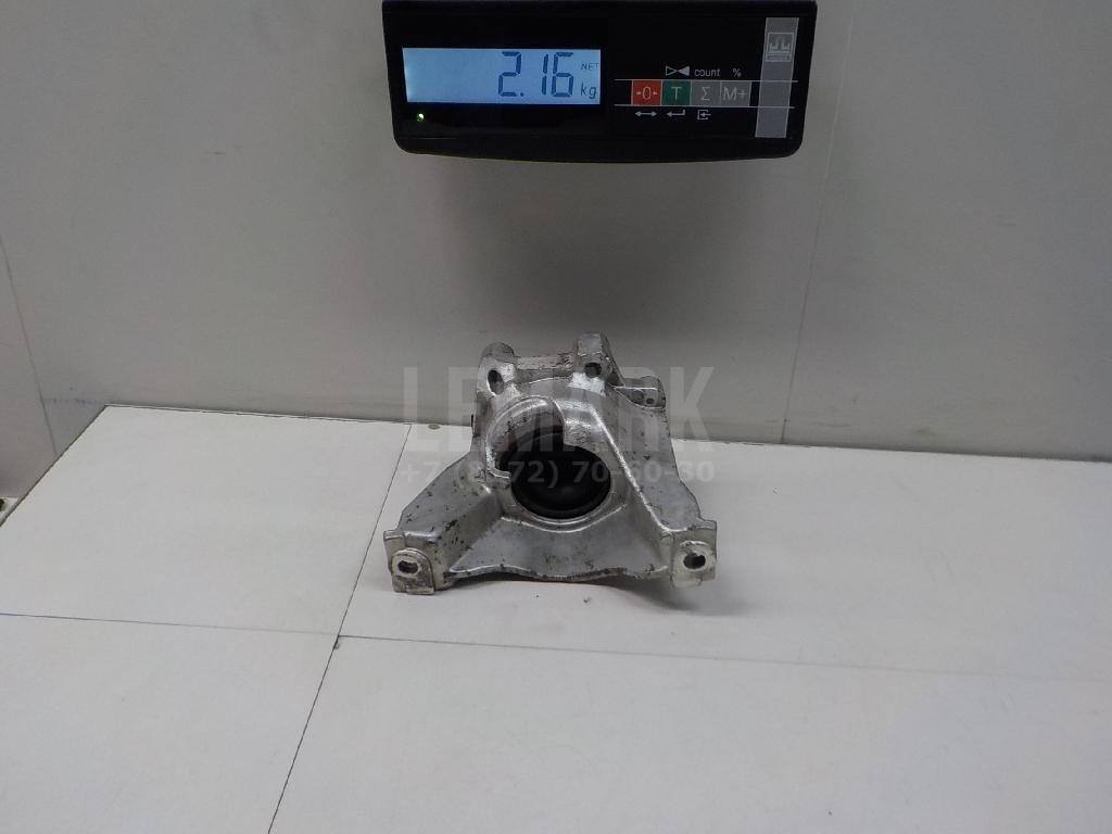 Опора КПП левая