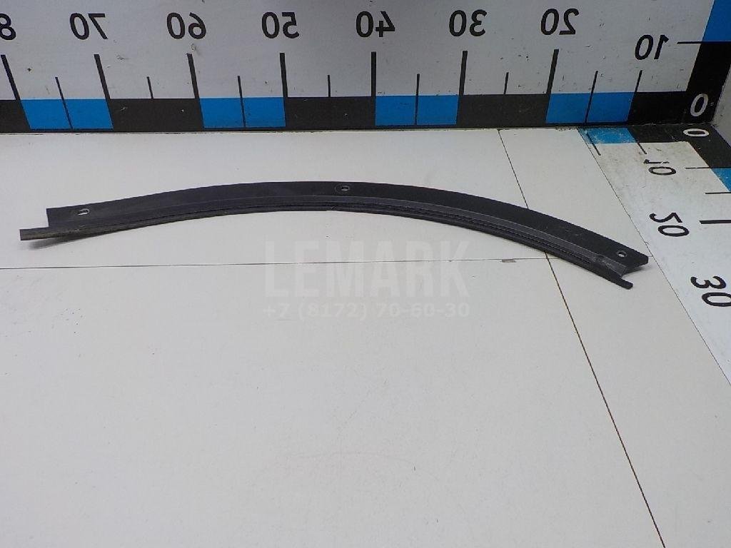 Накладка двери задней правой